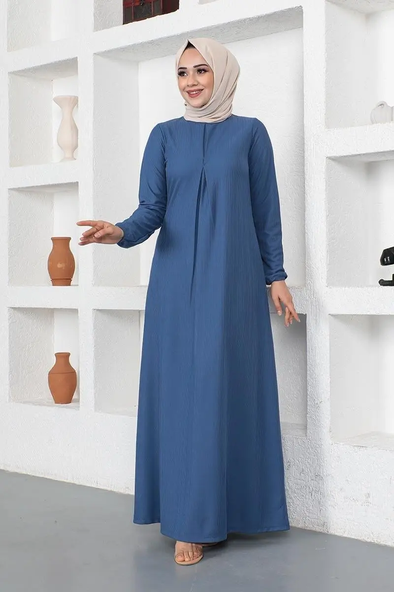 A Pleated Model Dress-detail