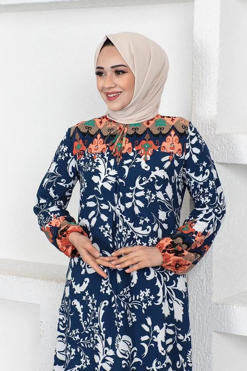 A Pleated Model Hijab Dress-detail