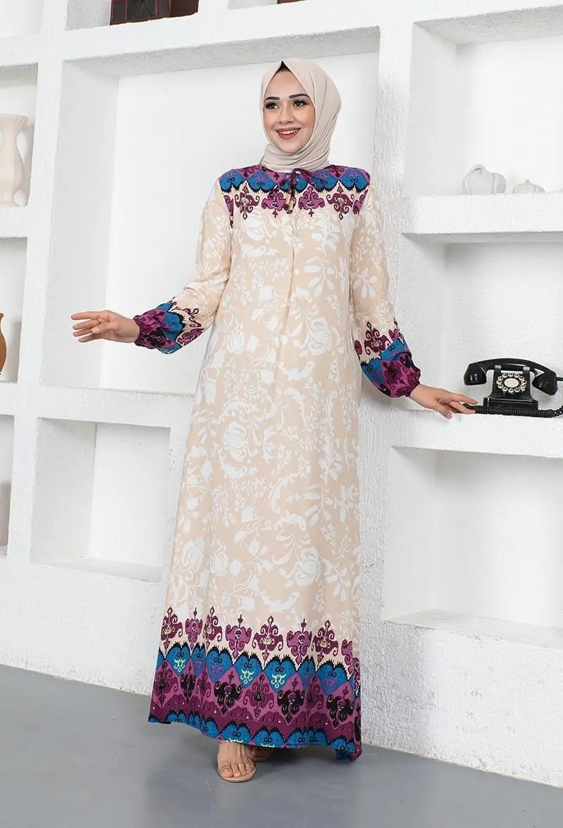 A Pleated Model Hijab Dress-detail