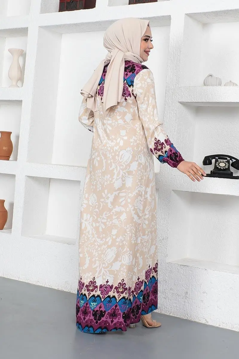 A Pleated Model Hijab Dress-detail