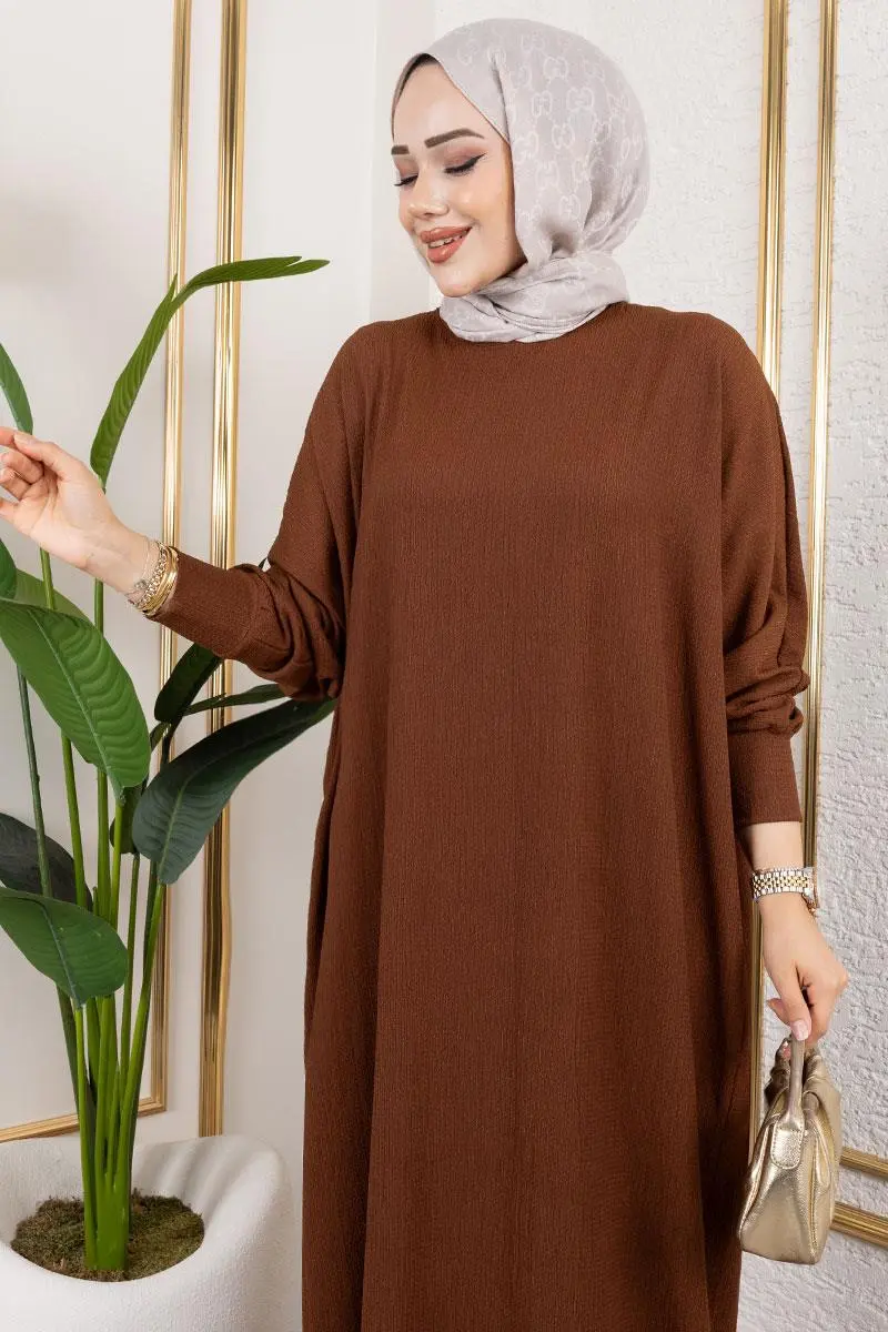 Batwing Sleeve Crepe Dress-detail