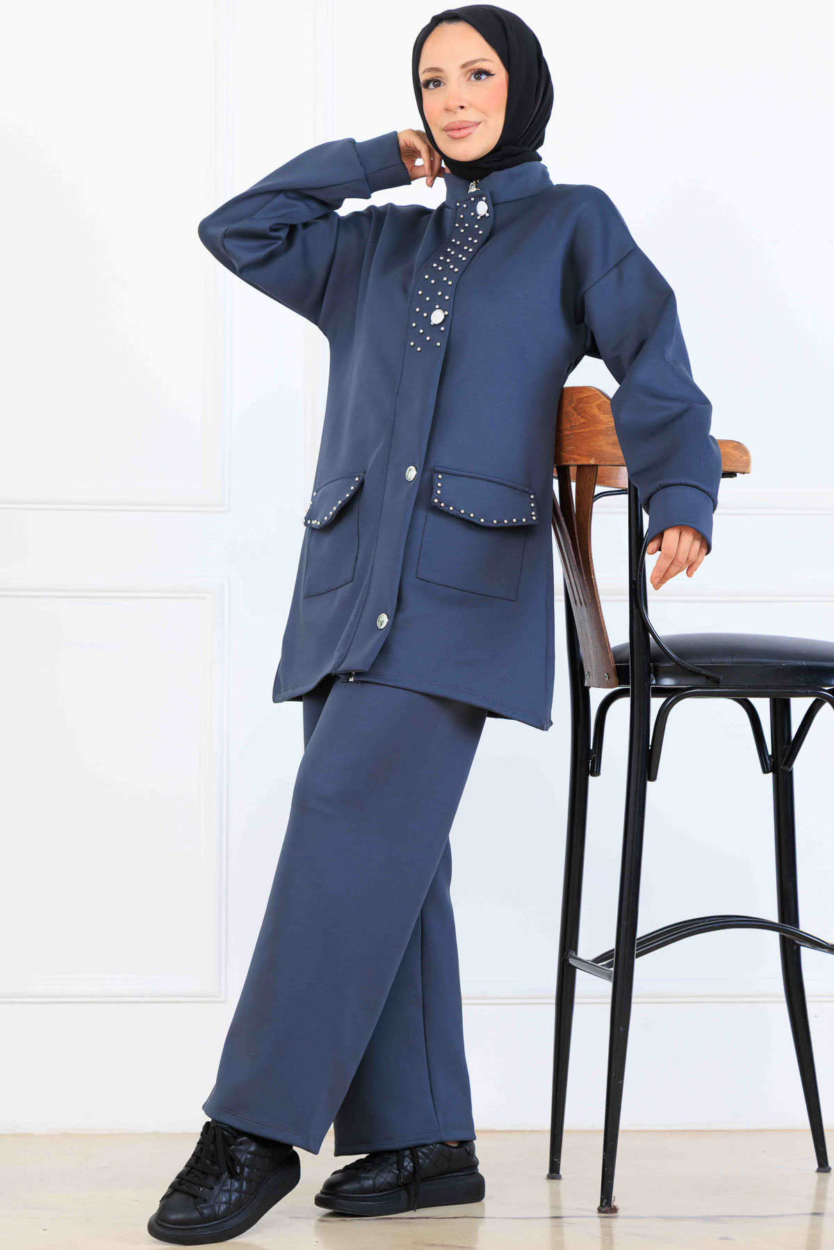 Beaded Detailed Scuba Two Piece Set