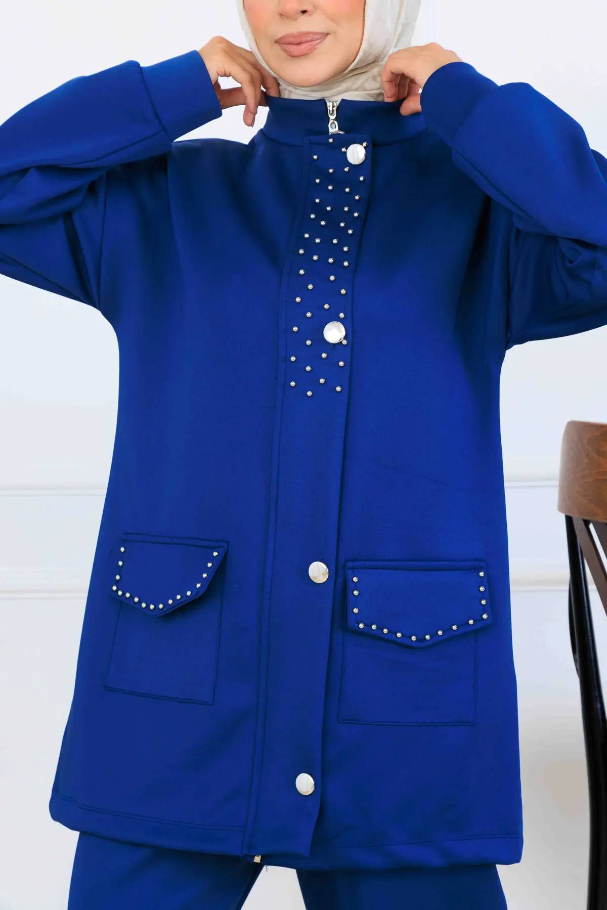 Beaded Detailed Scuba Two Piece Set-detail