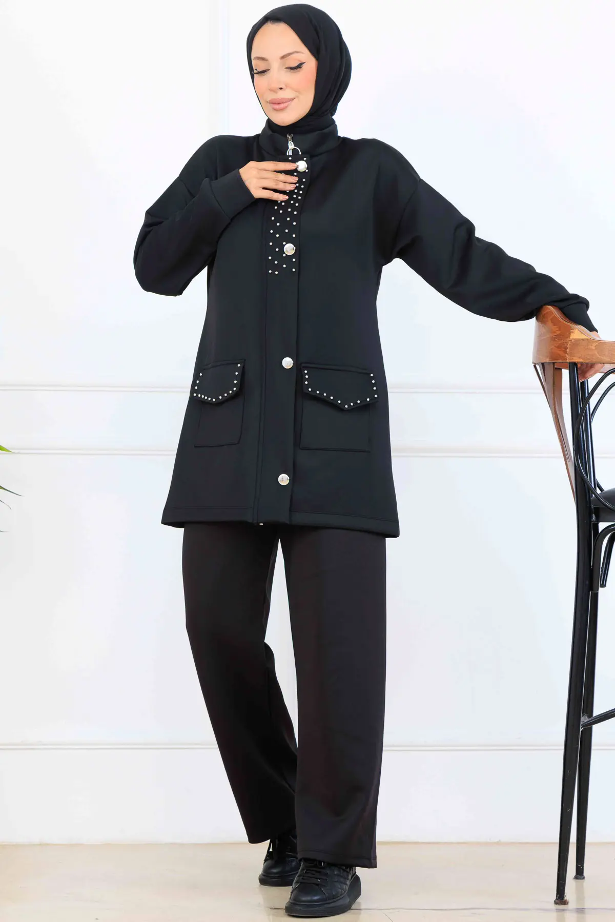 Beaded Detailed Scuba Two Piece Set-detail