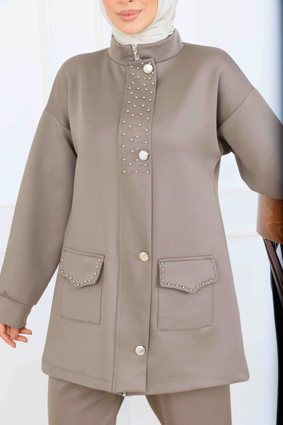 Beaded Detailed Scuba Two Piece Set-detail