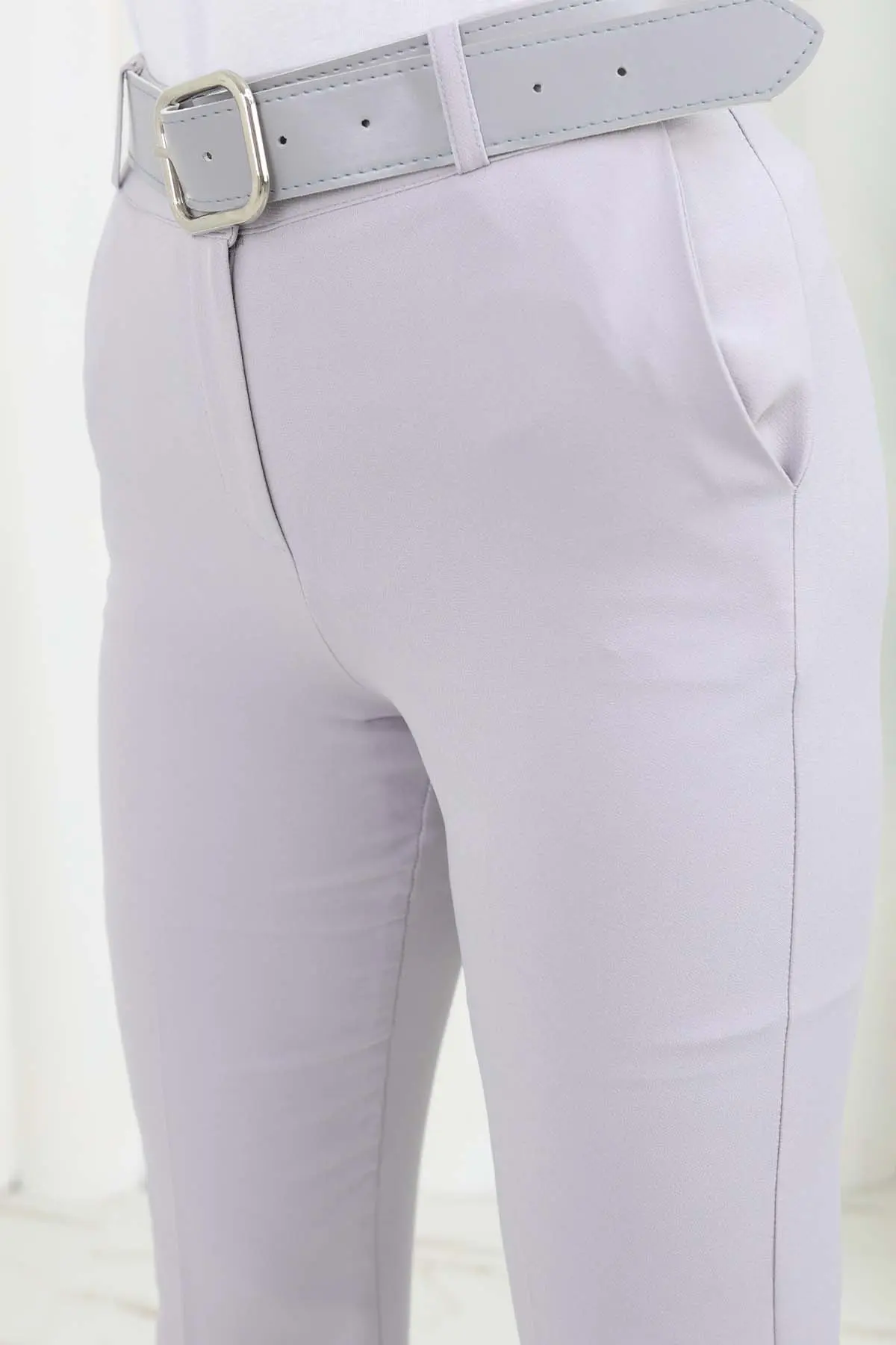 Belted Bell-bottom Trousers-detail