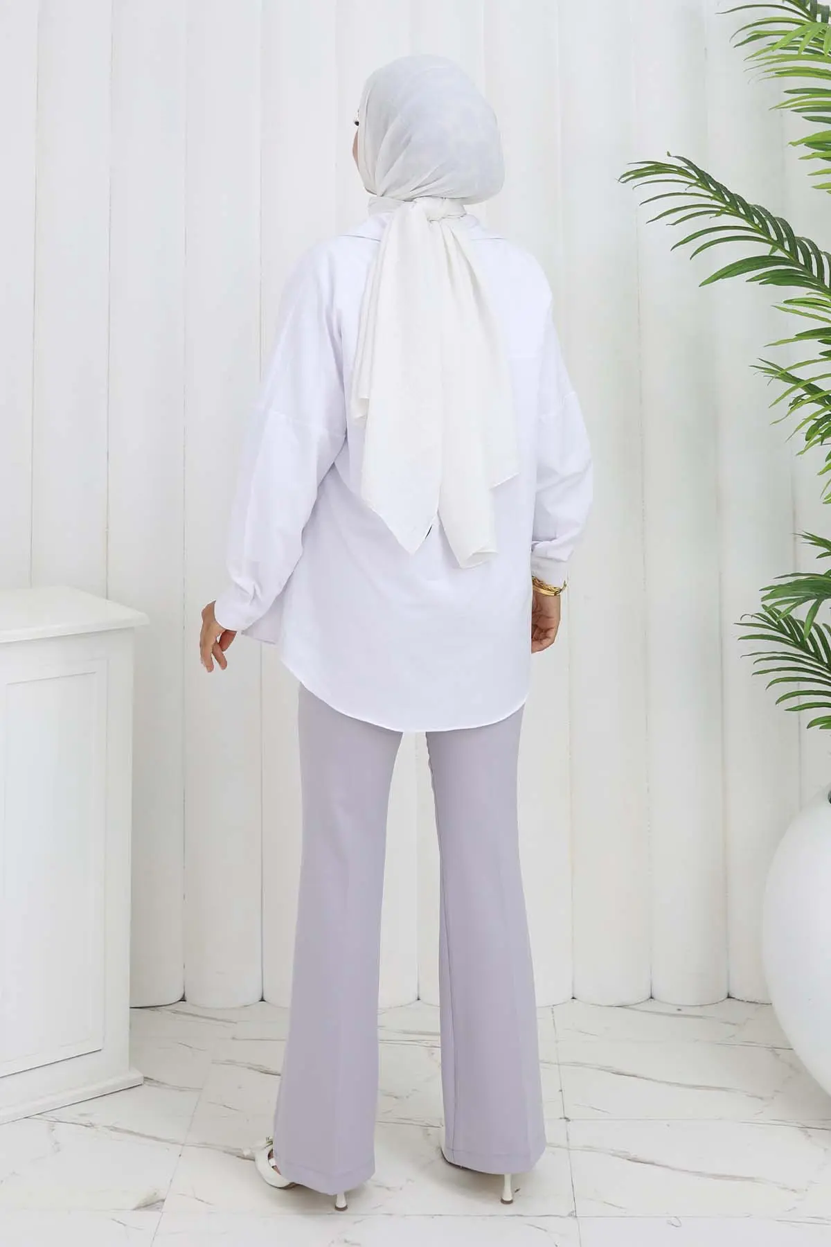 Belted Bell-bottom Trousers-detail