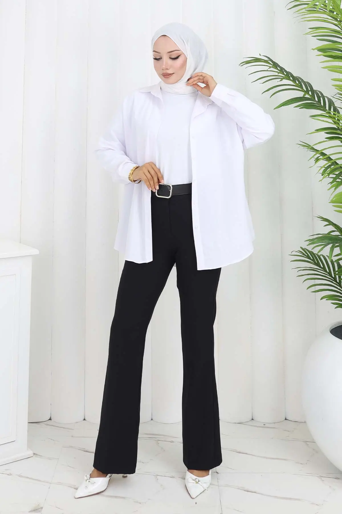 Belted Bell-bottom Trousers-detail