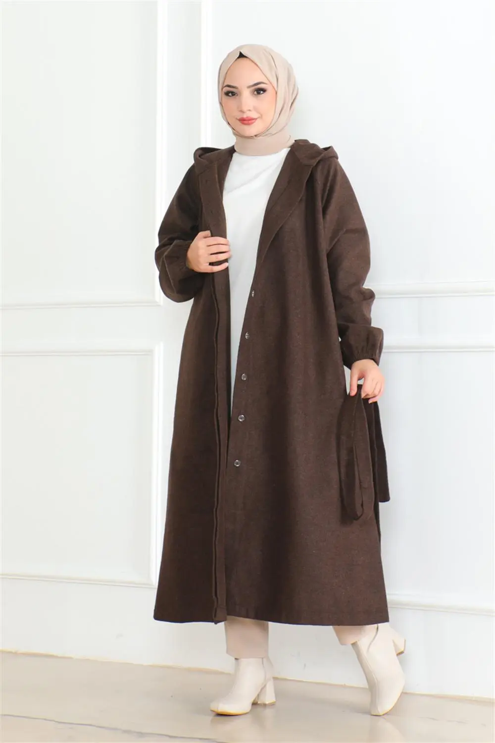 Belted Hijab Coat-detail