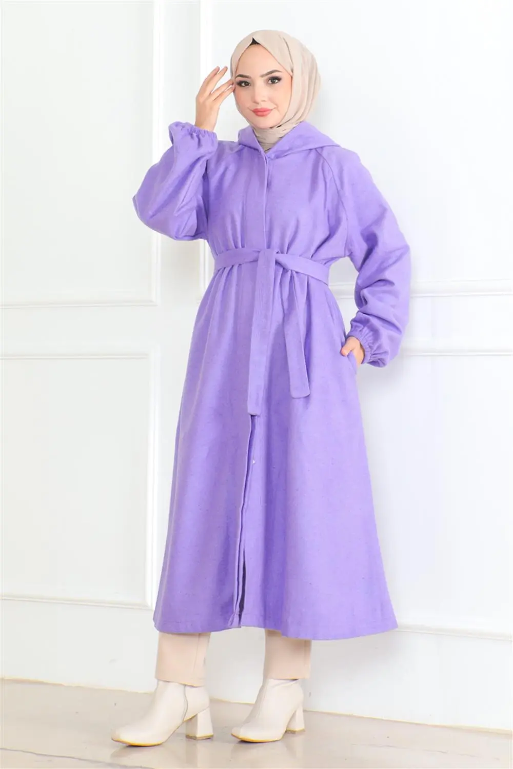 Belted Hijab Coat-detail