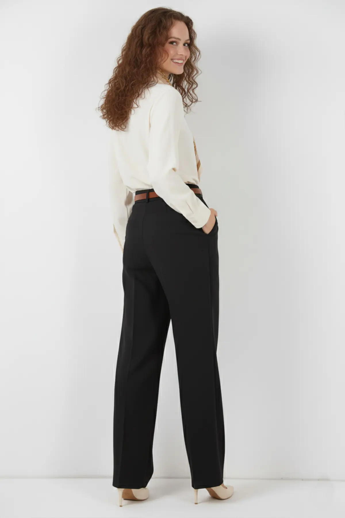 Belted Hijab Trousers-detail