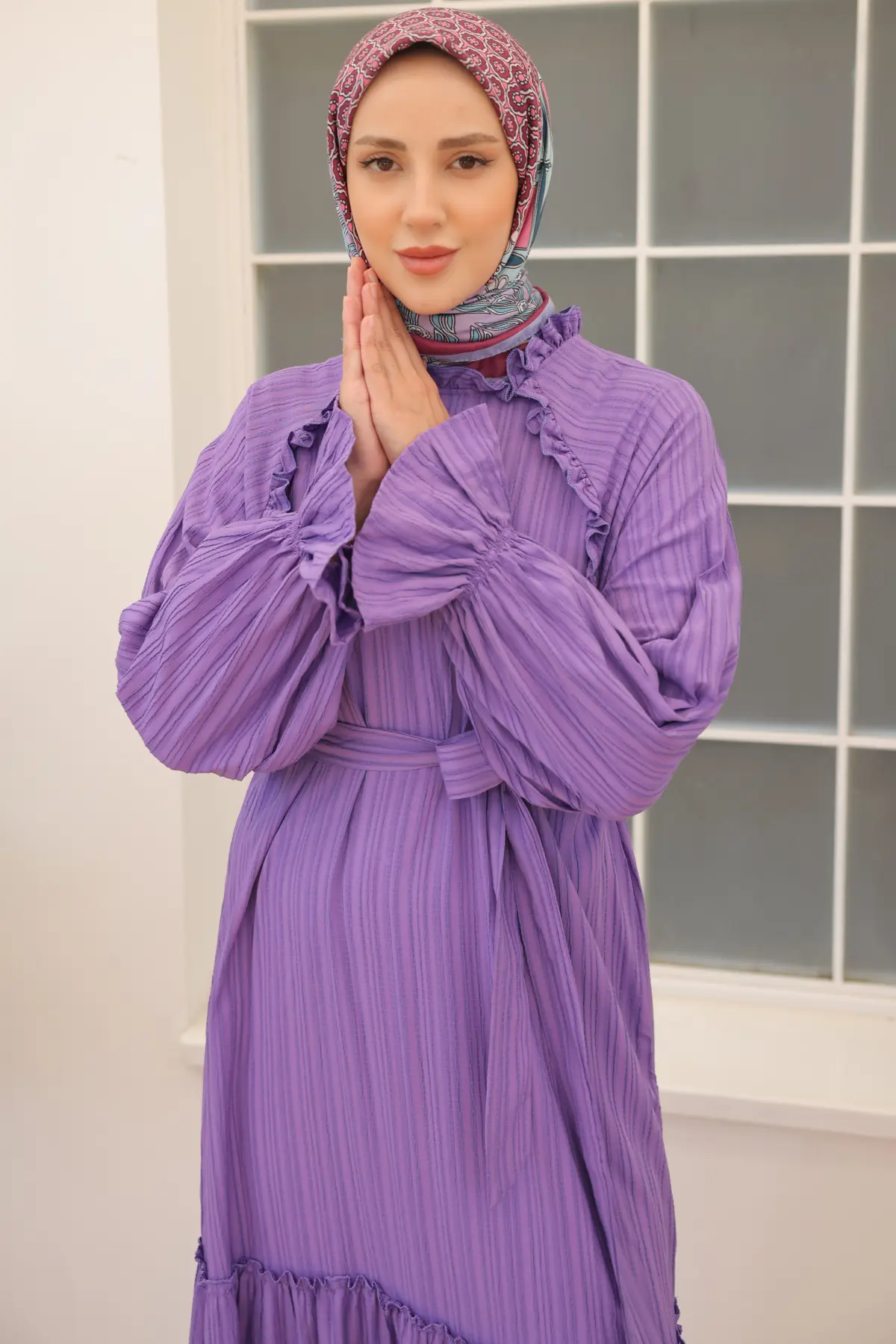 Belted Ruffle Detailed Dress-detail