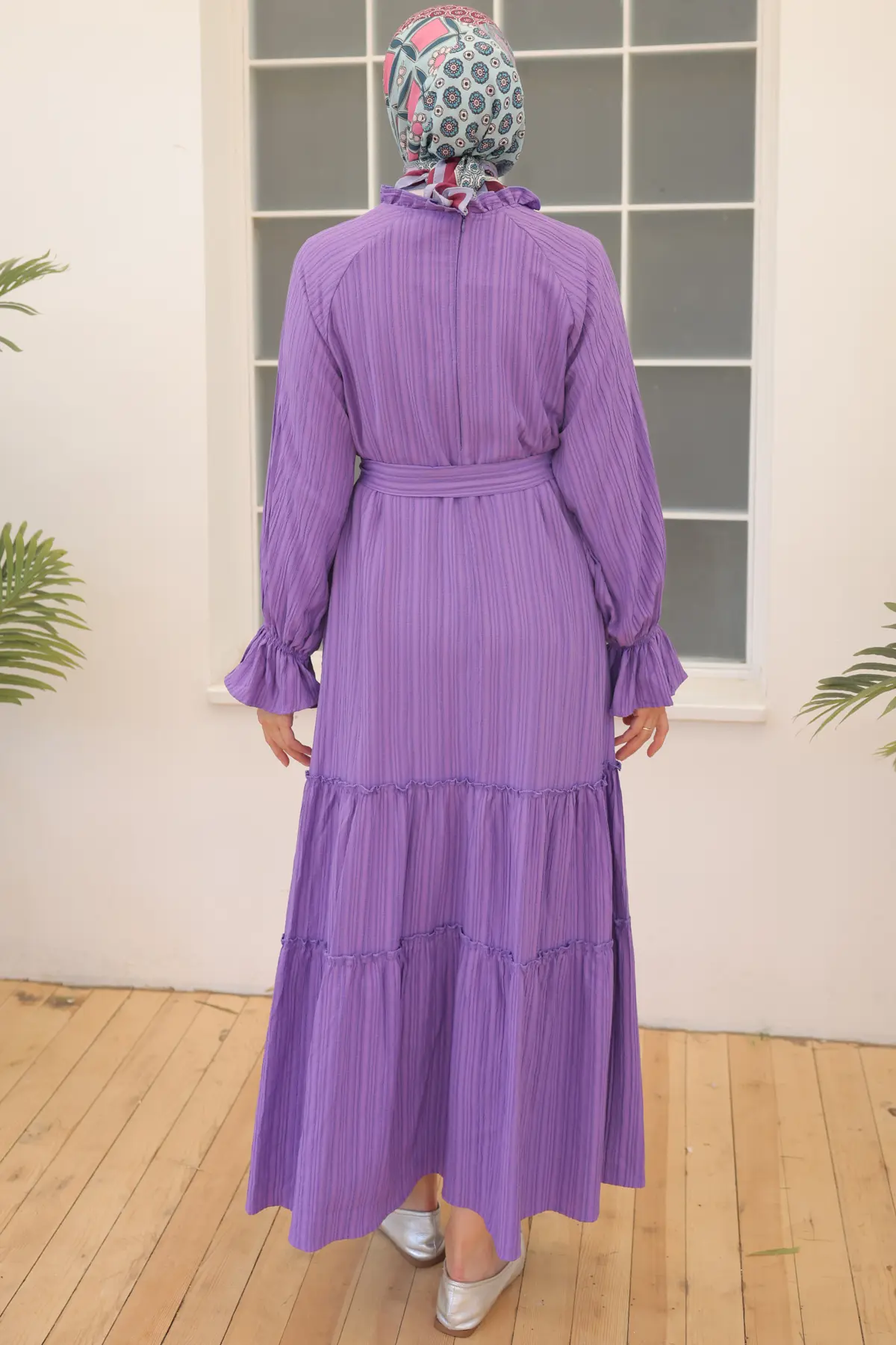 Belted Ruffle Detailed Dress-detail