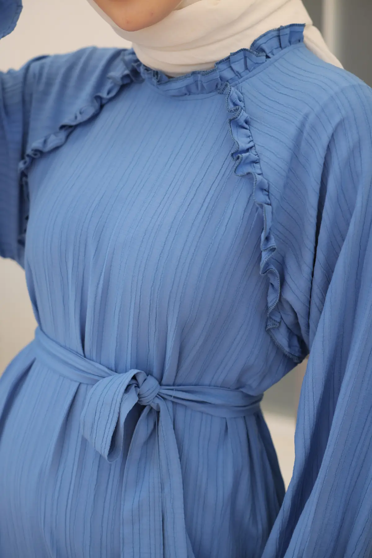 Belted Ruffle Detailed Dress-detail