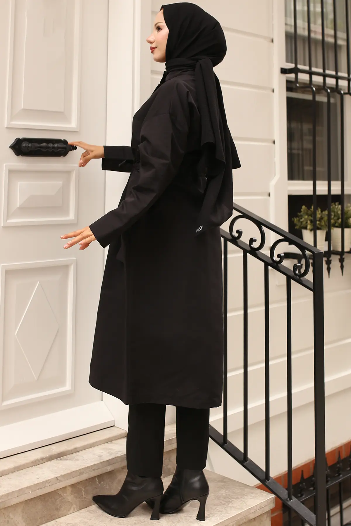 Belted Trench Coat With Button Detailed Collar-detail