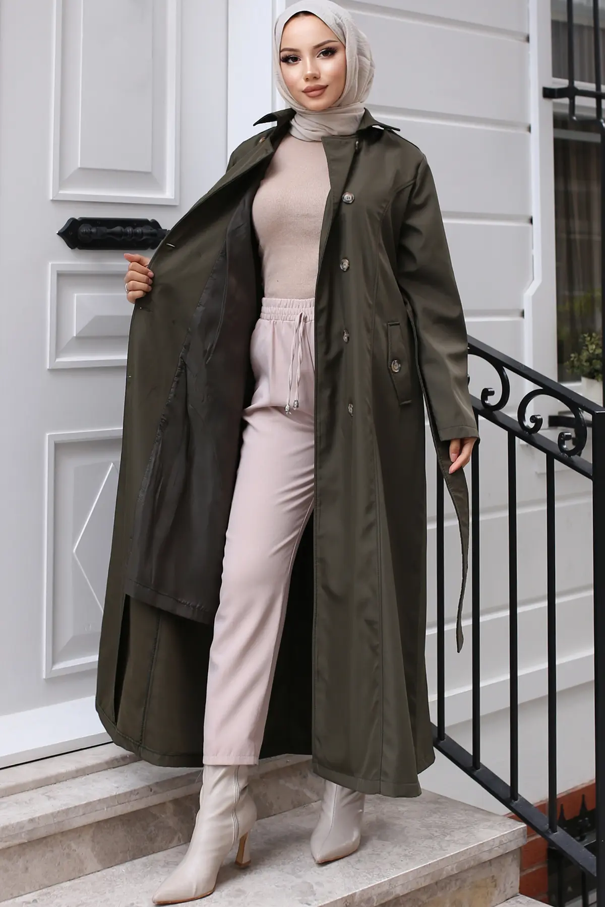 Belted Trench Coat-detail