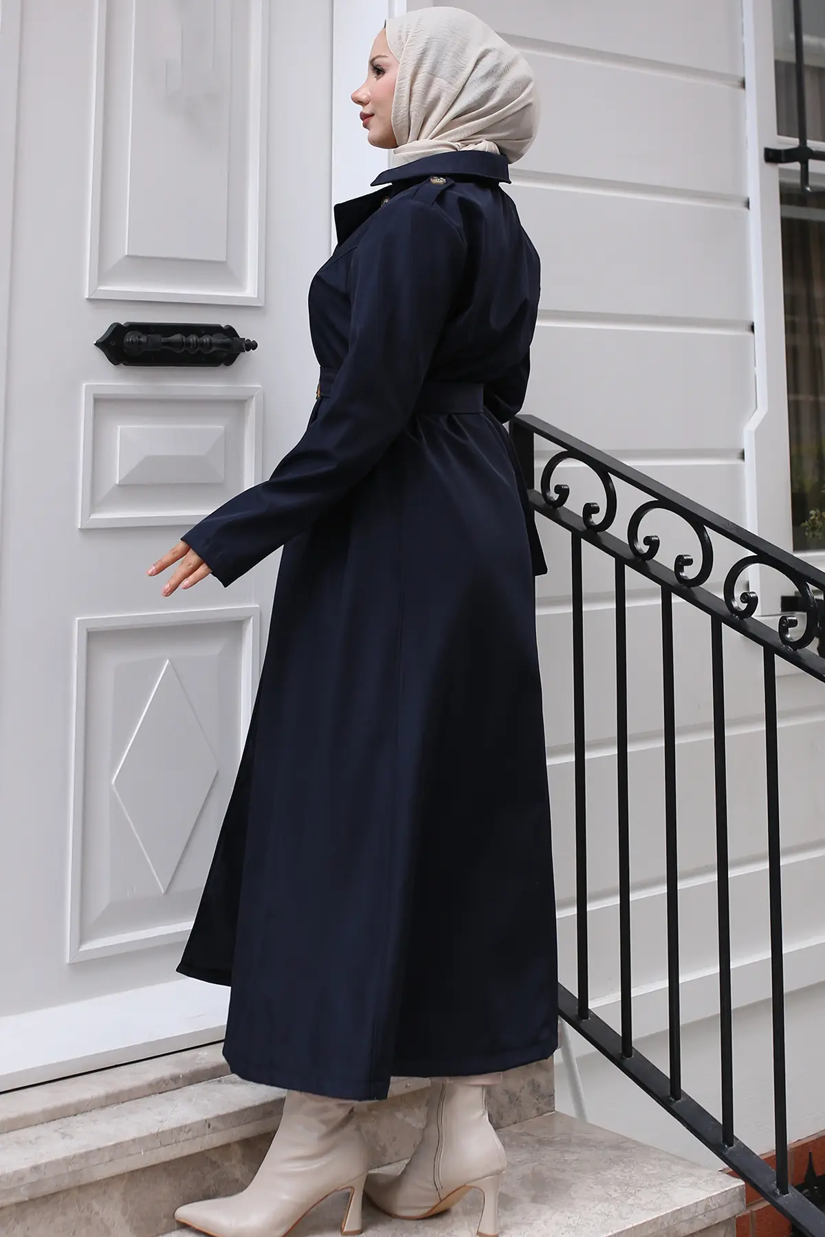 Belted Trench Coat-detail