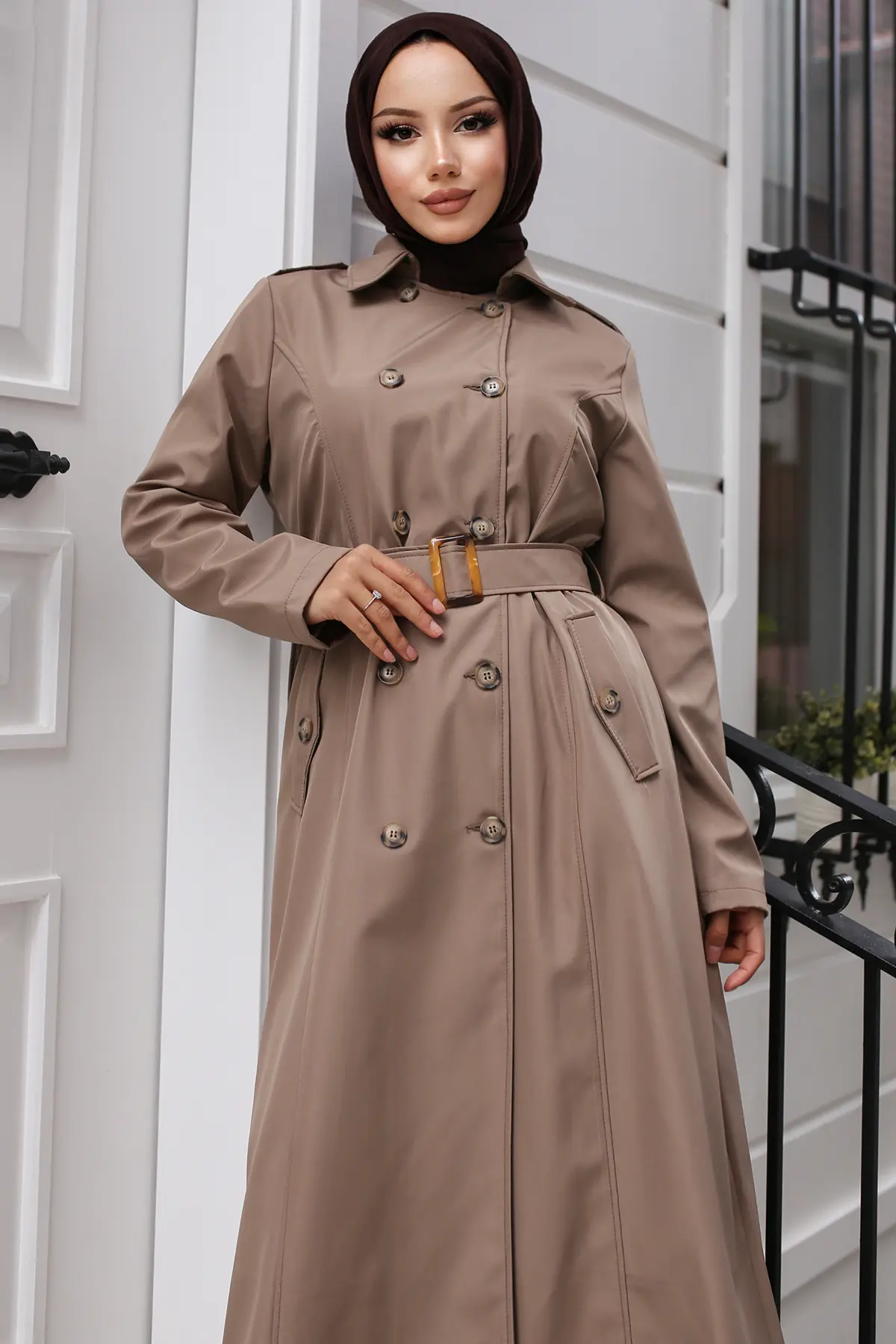 Belted Trench Coat-detail