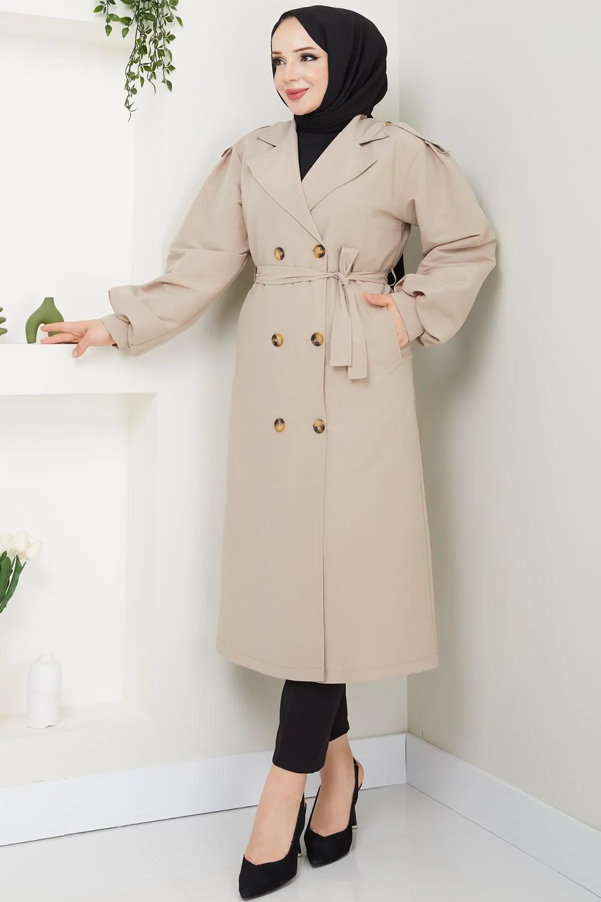 Belted Trench Coat-detail