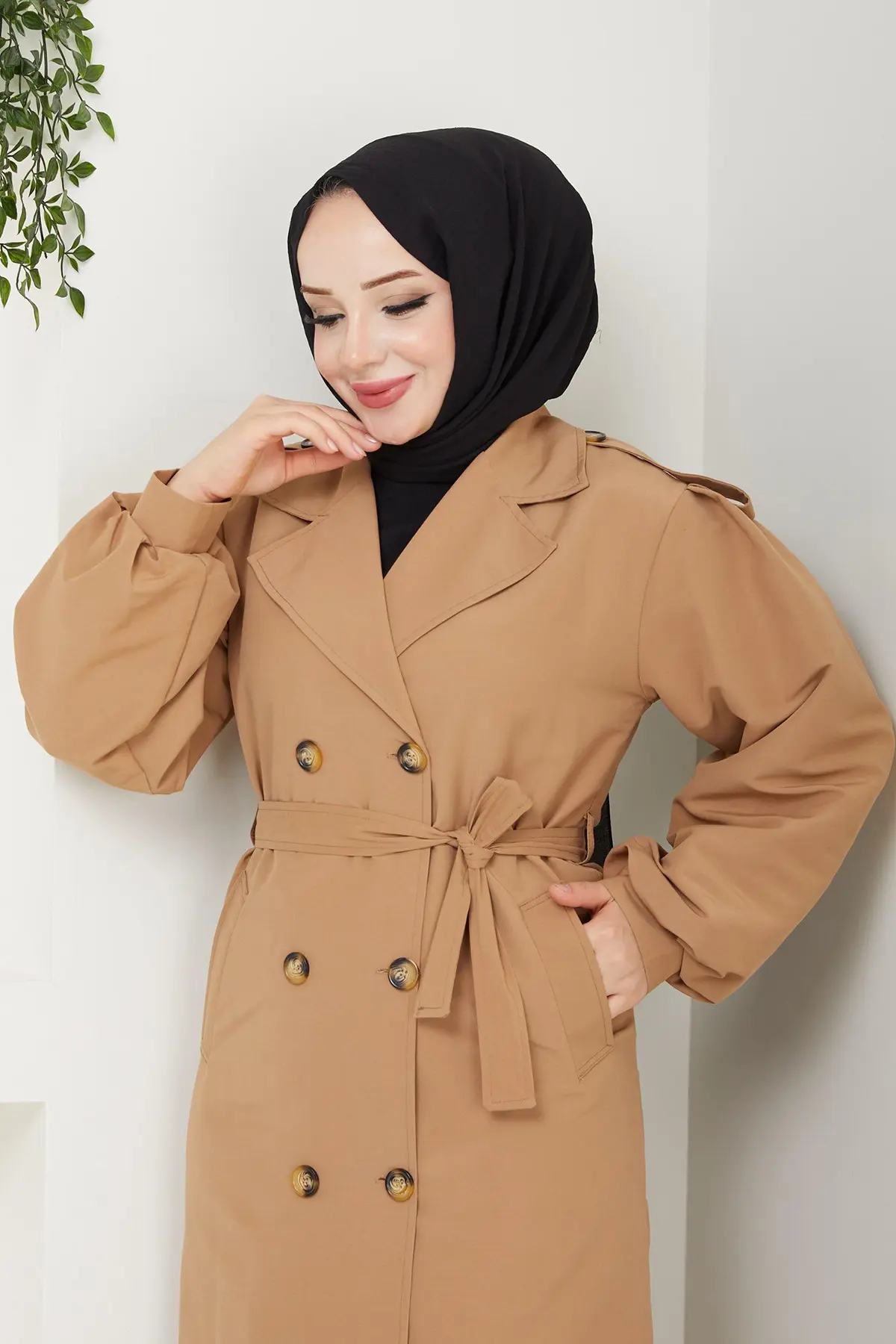 Belted Trench Coat-detail