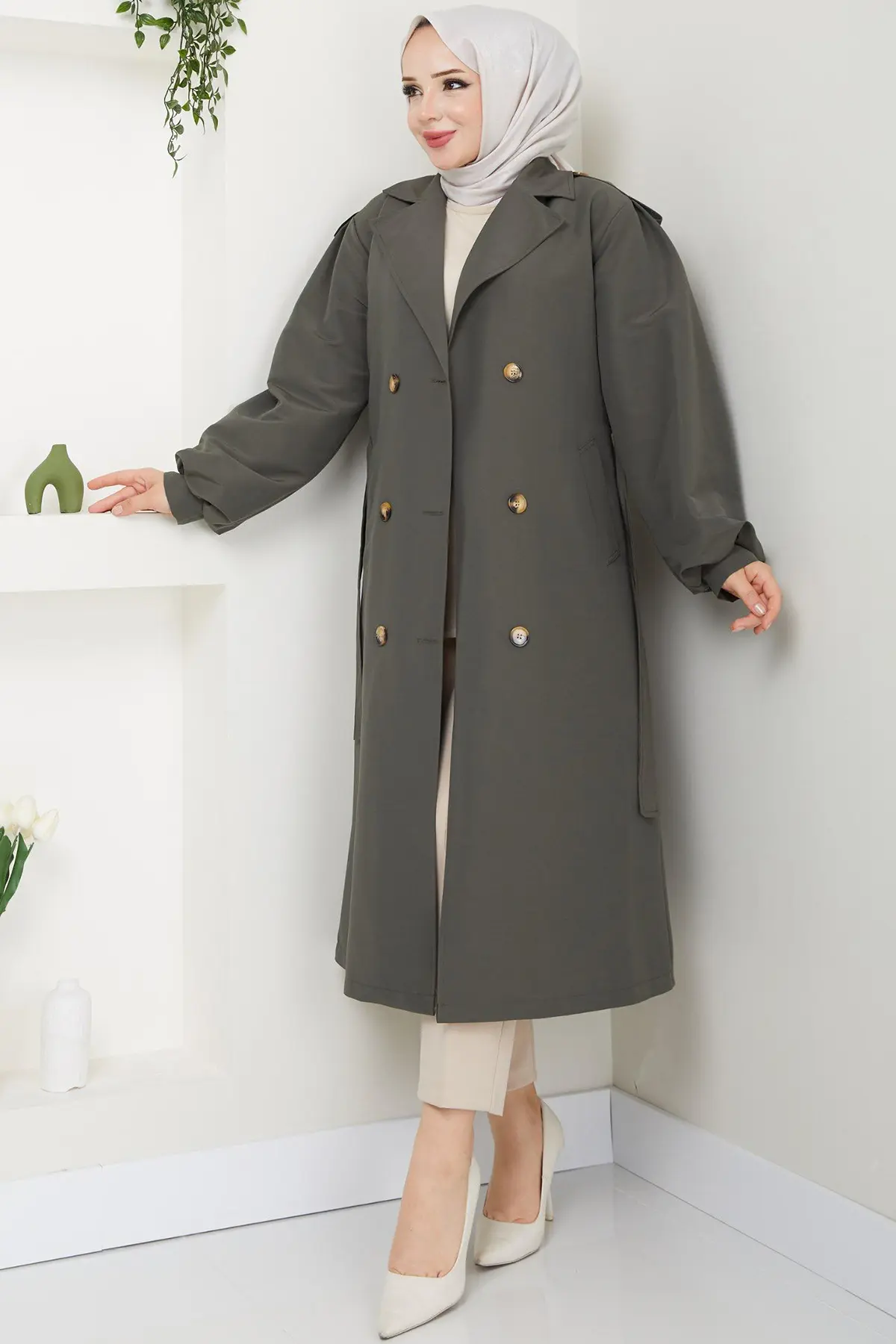 Belted Trench Coat-detail