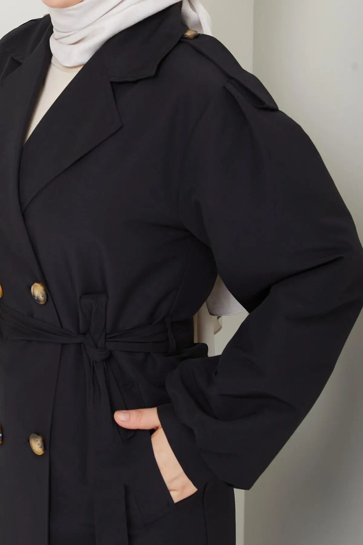 Belted Trench Coat-detail