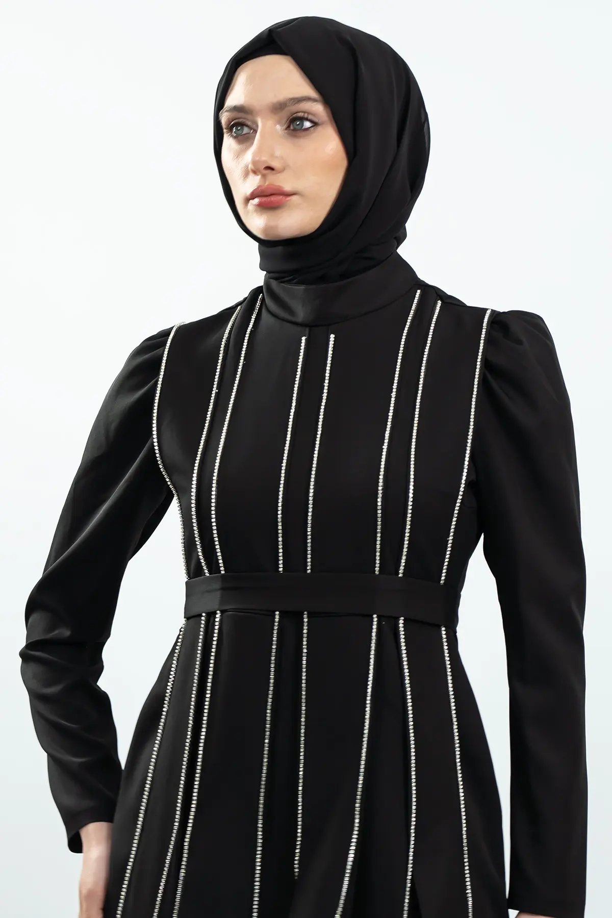 Black Stone Detailed Evening Dress-detail