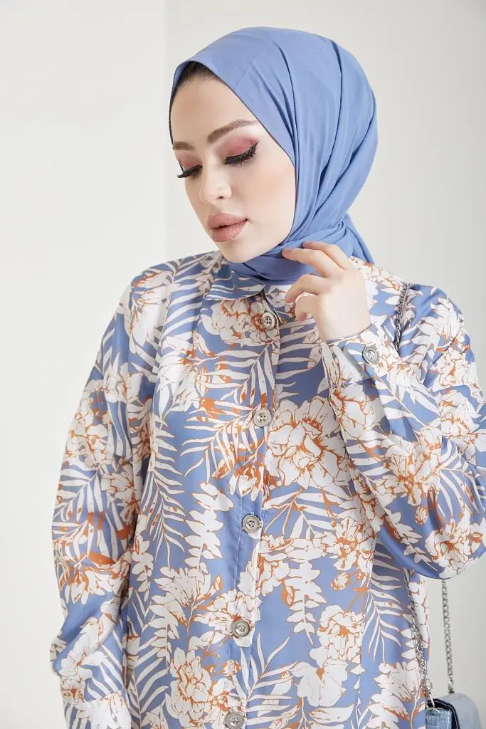Blue Patterned Hijab Shirt-detail