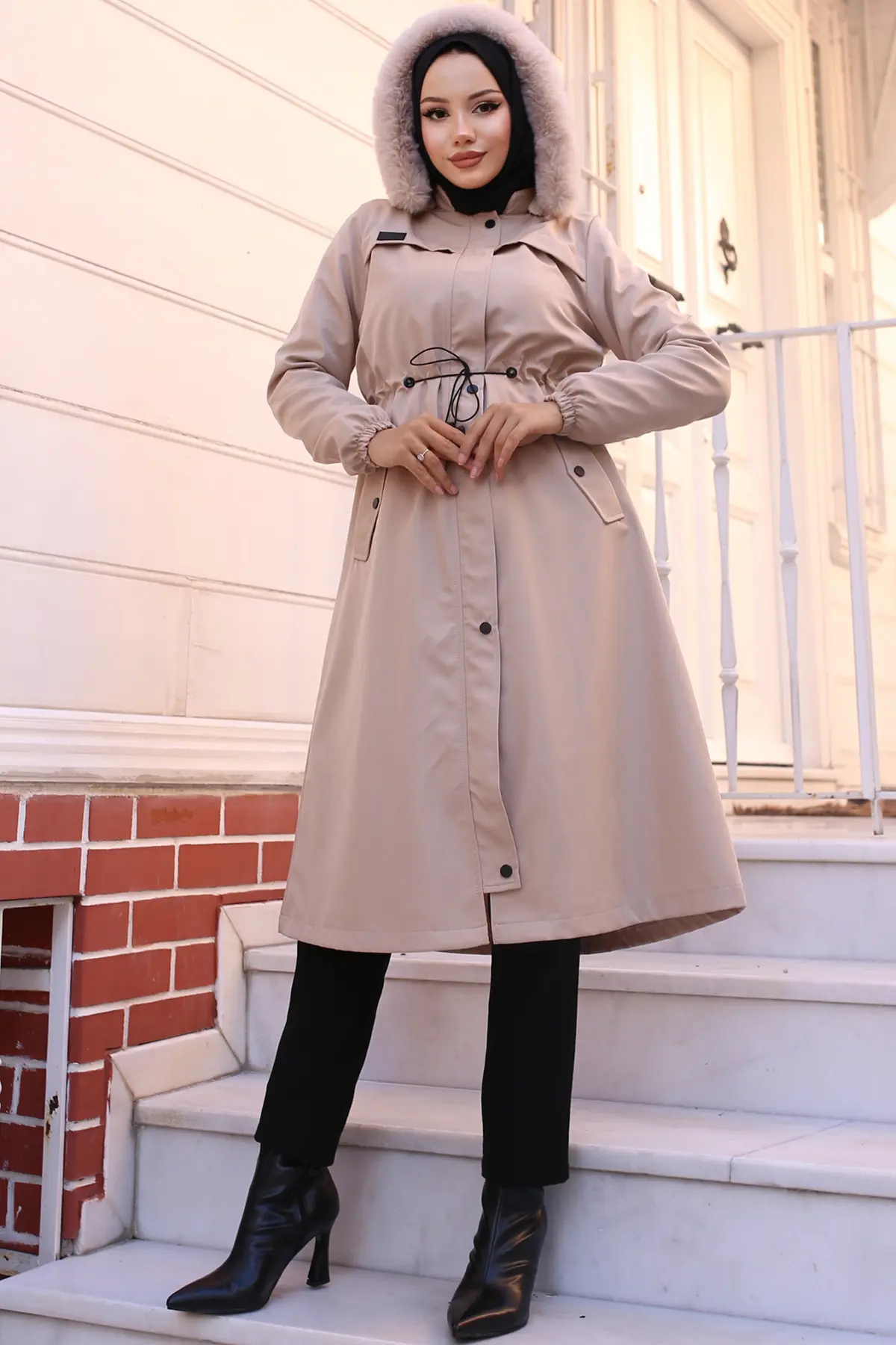 Bondite Coat With Plush Inside And Fur Collar-detail