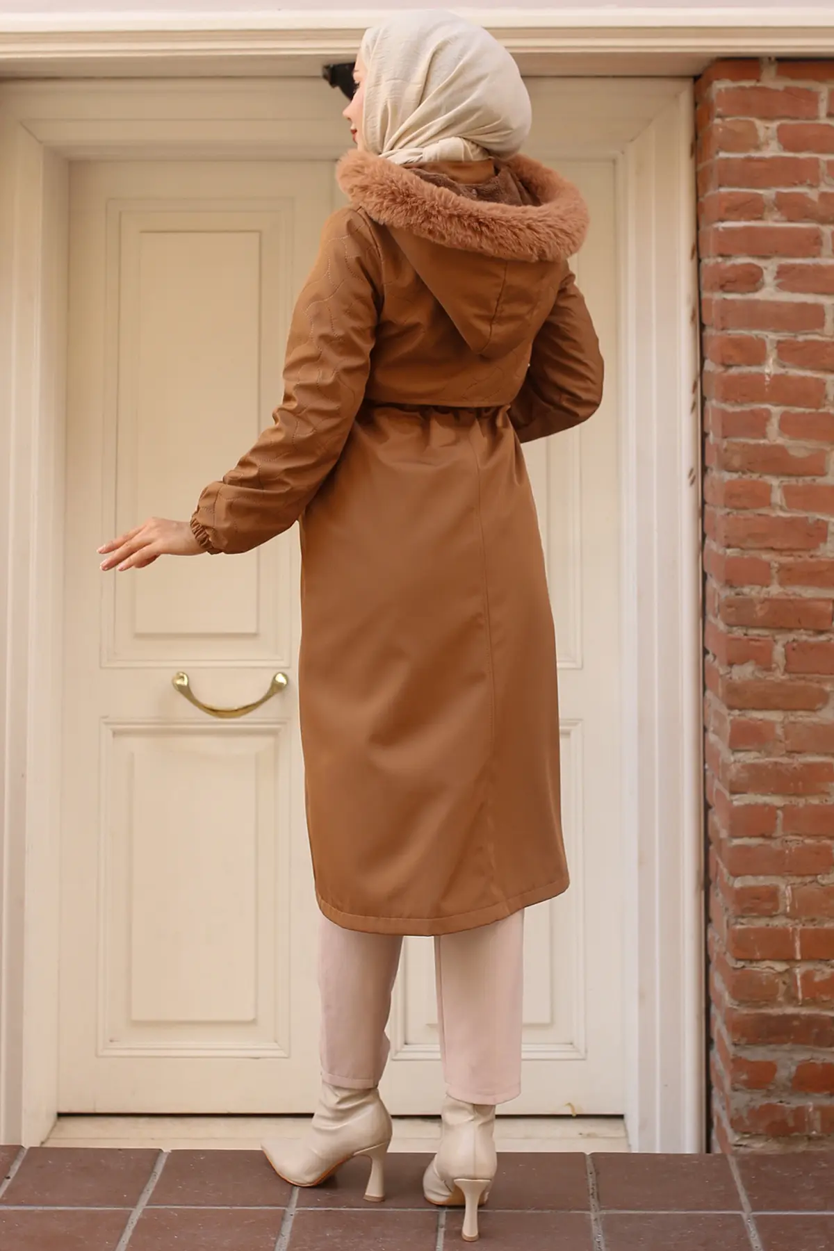 Bondite Coat With Plush Inside And Fur Collar-detail