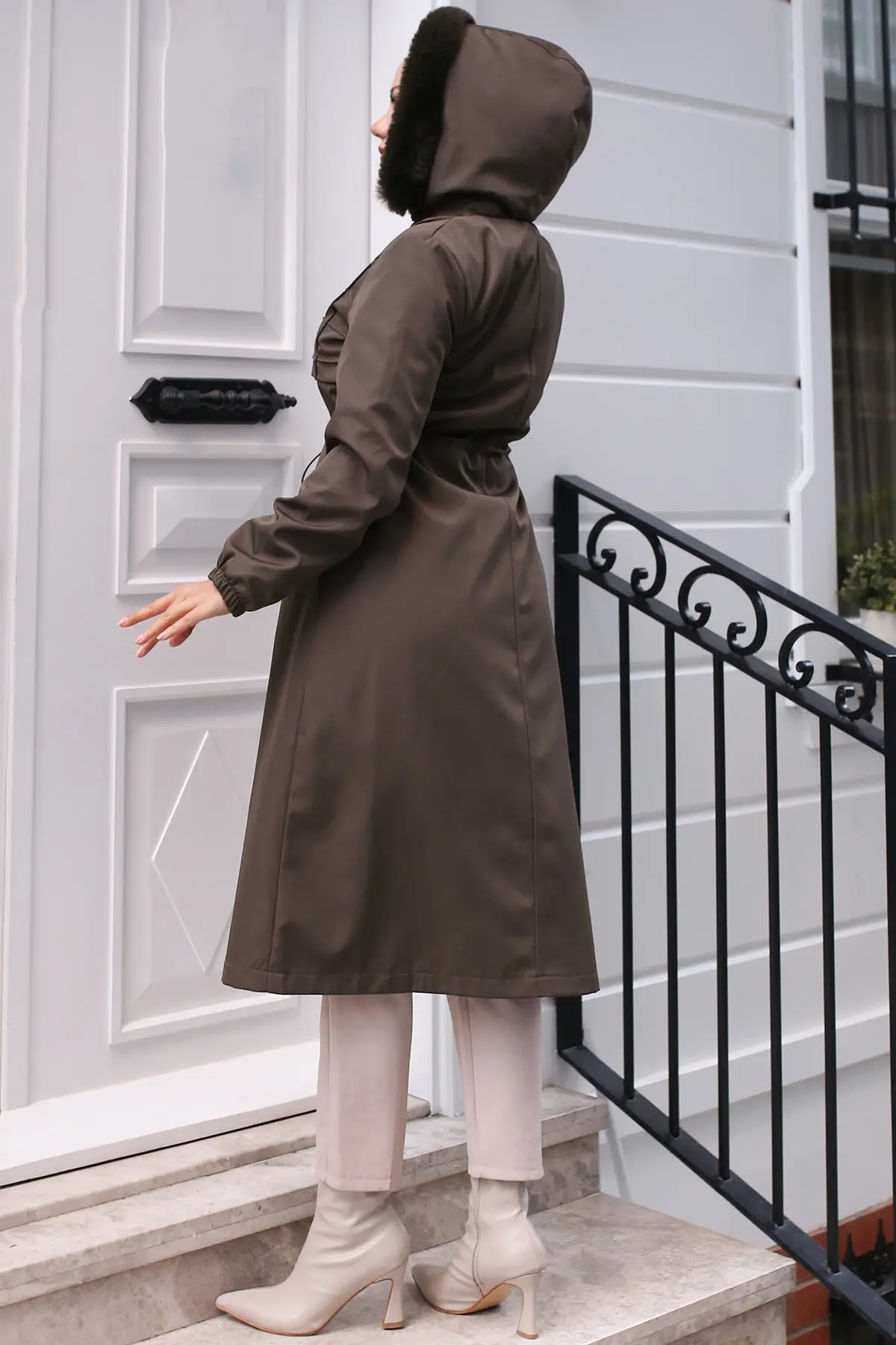 Bondite Coat With Plush Inside And Fur Collar-detail