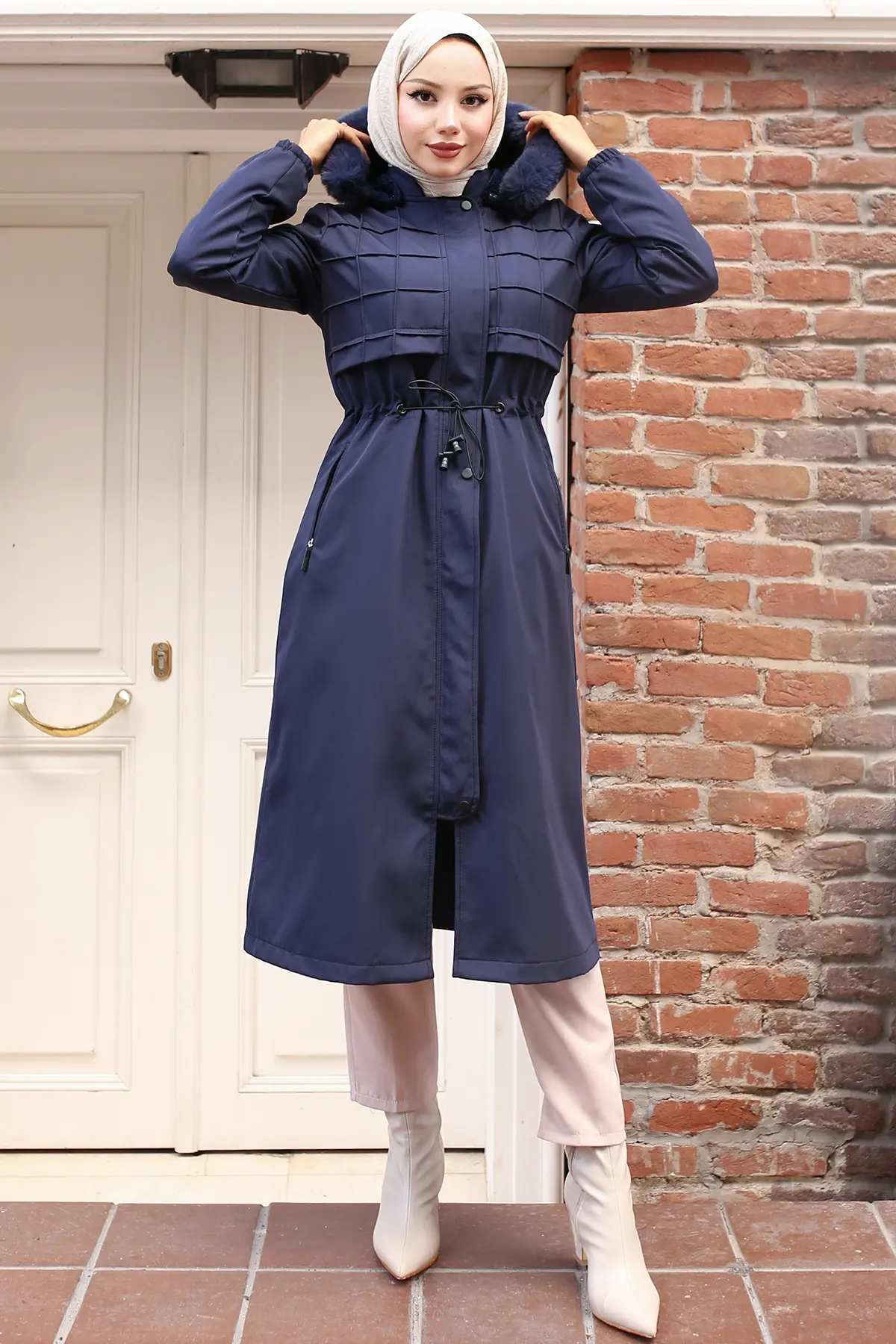 Bondite Coat With Plush Inside And Fur Collar-detail