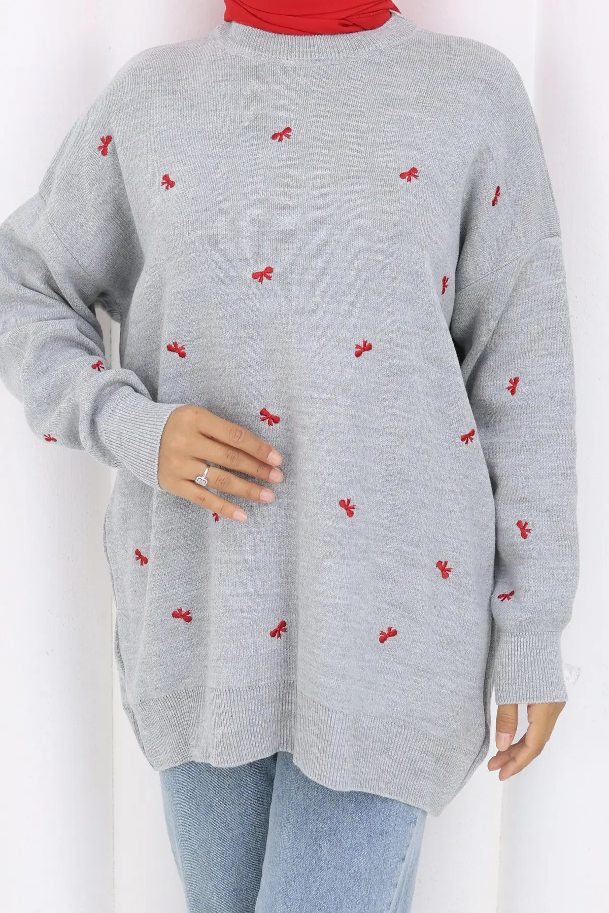 Bow Patterned Knit Sweater-detail