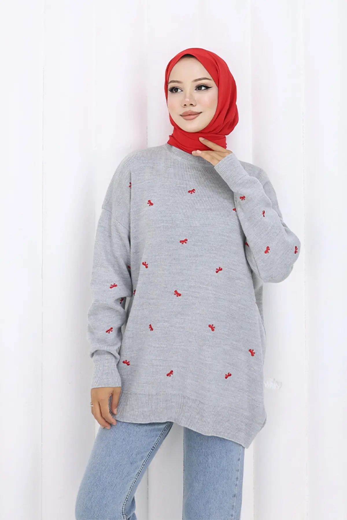 Bow Patterned Knit Sweater-detail