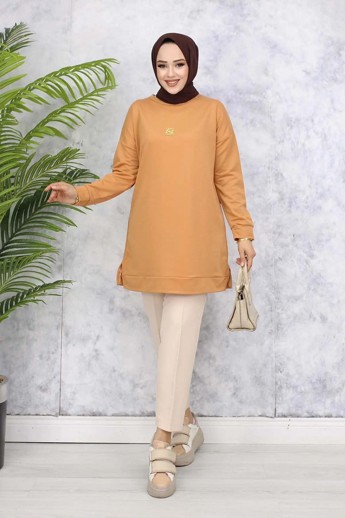 Brooch Detailed Tunic-detail