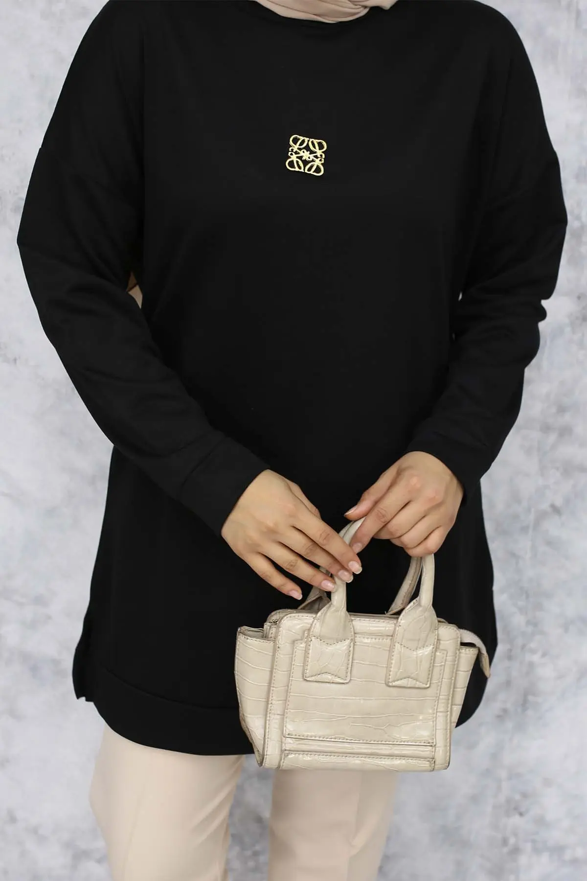 Brooch Detailed Tunic-detail