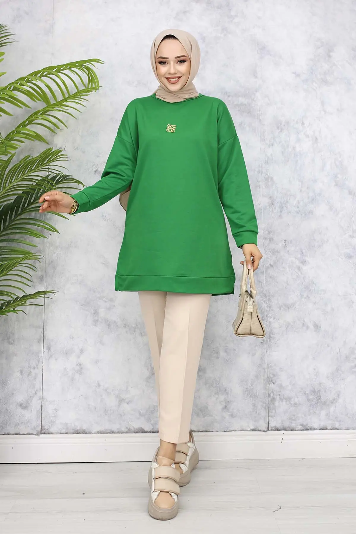 Brooch Detailed Tunic-detail