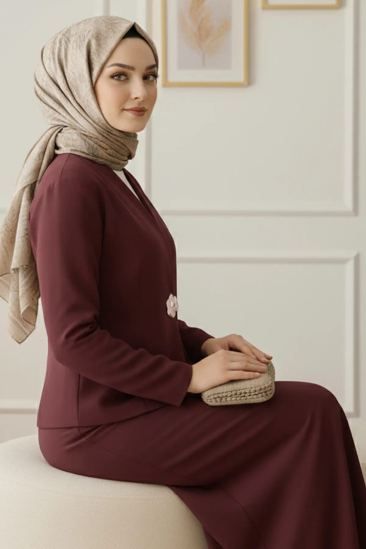 Brooch Jacket Suit-detail