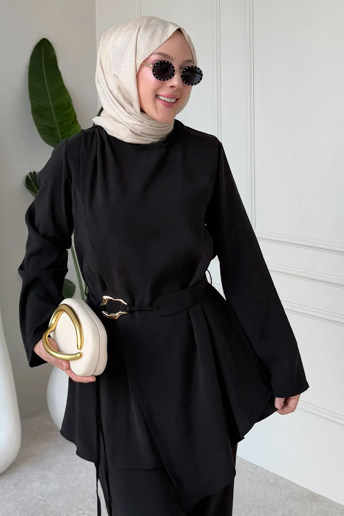 Buckled Two-piece Set-detail