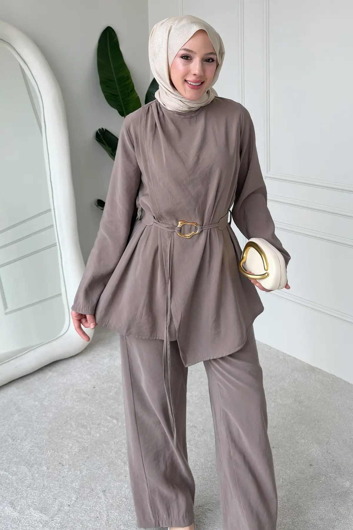 Buckled Two-piece Set-detail