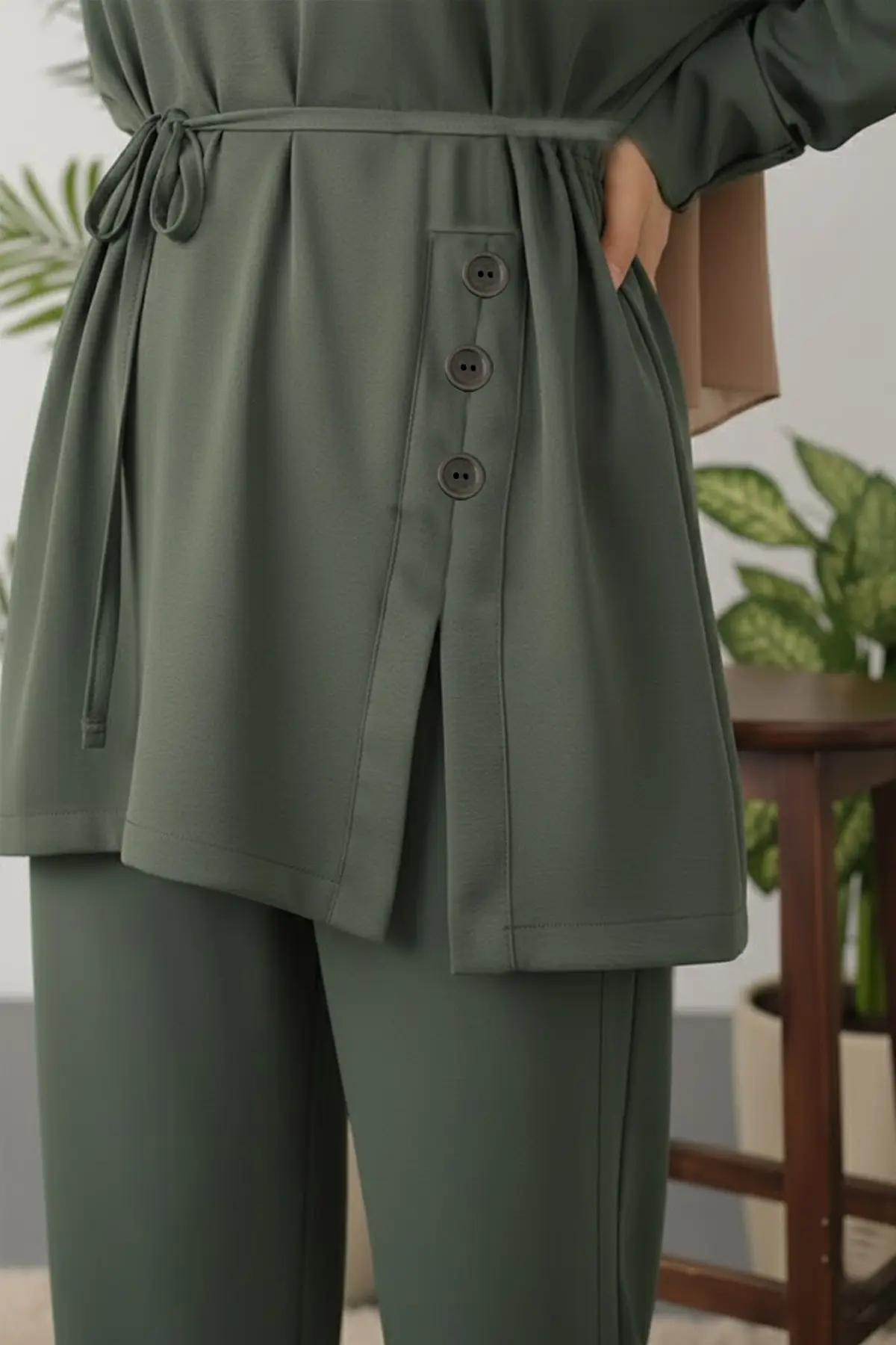 Button Detail Tunic Set-detail