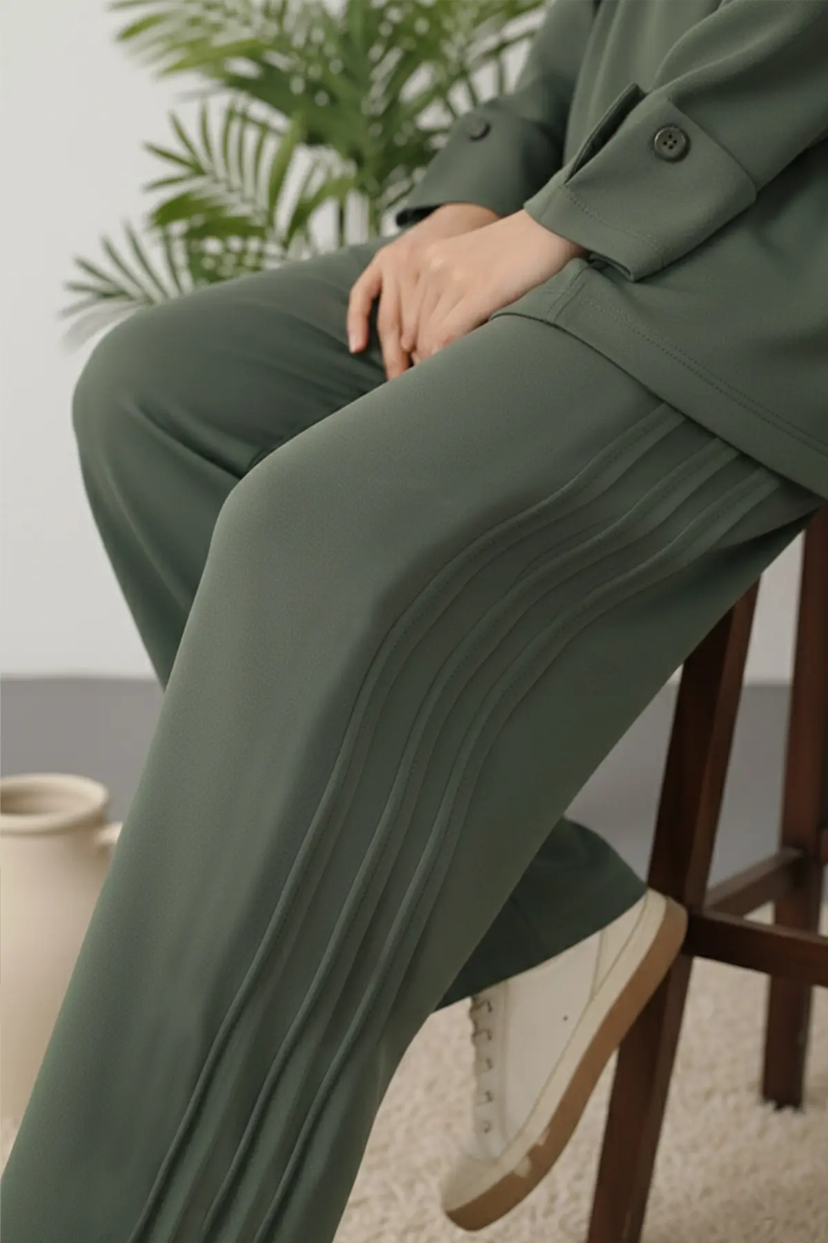 Button Detail Tunic Set-detail