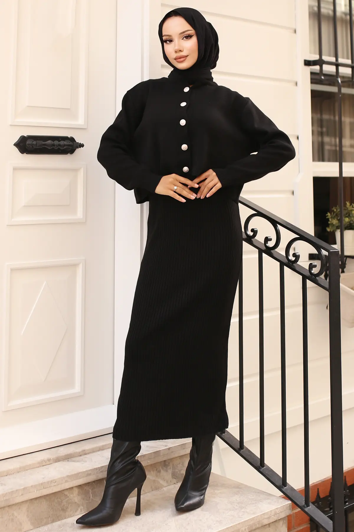 Button Detailed Gilet Knitwear Set-detail