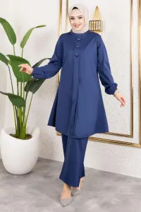 Button Detailed Hijab Suit