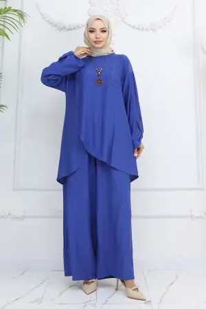 Button Detailed Necklace Two Piece Set