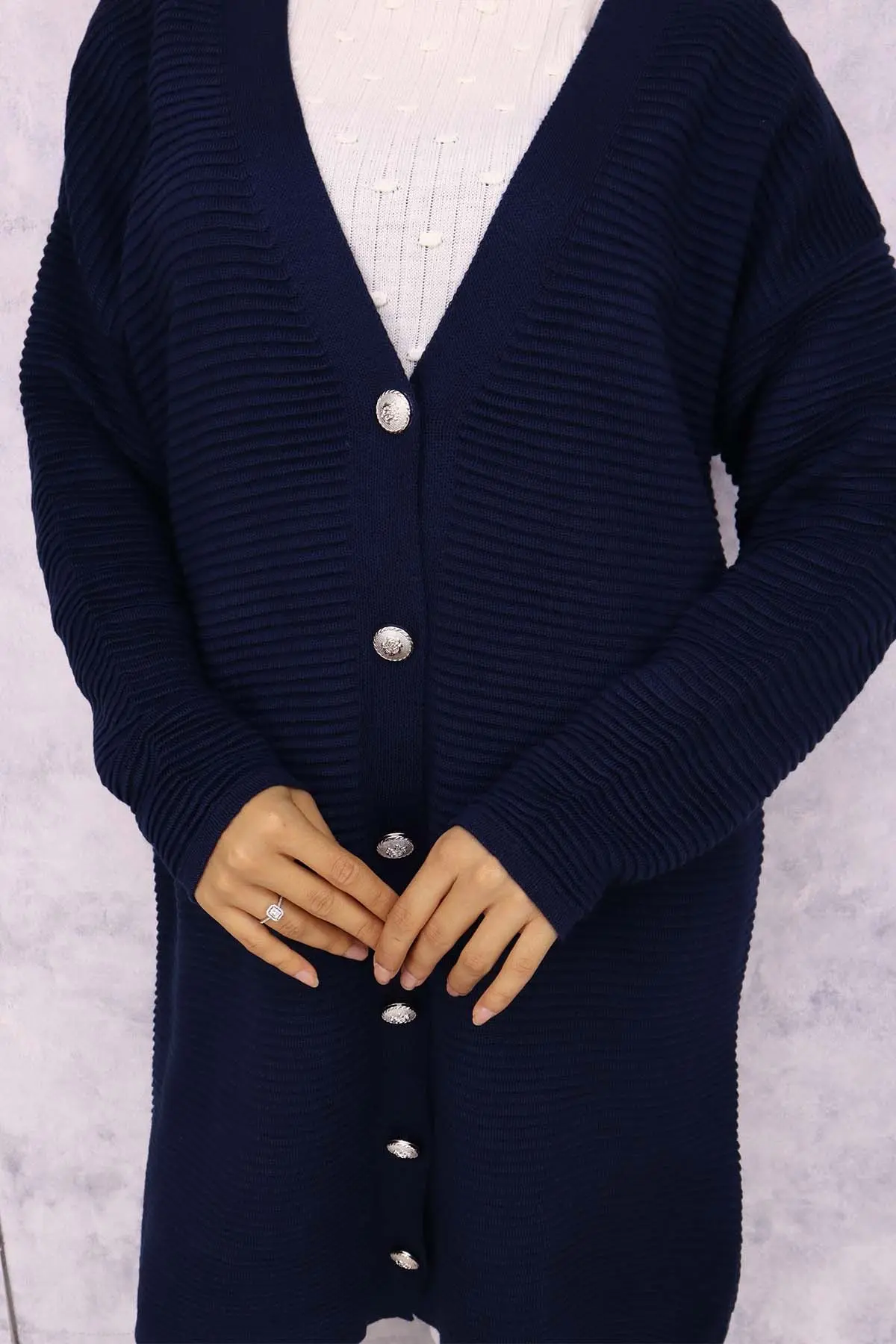 Button Detailed Ribbed Cardigan-detail