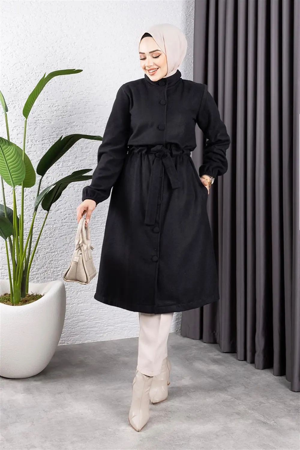 Button Detailed Stash Coat-detail