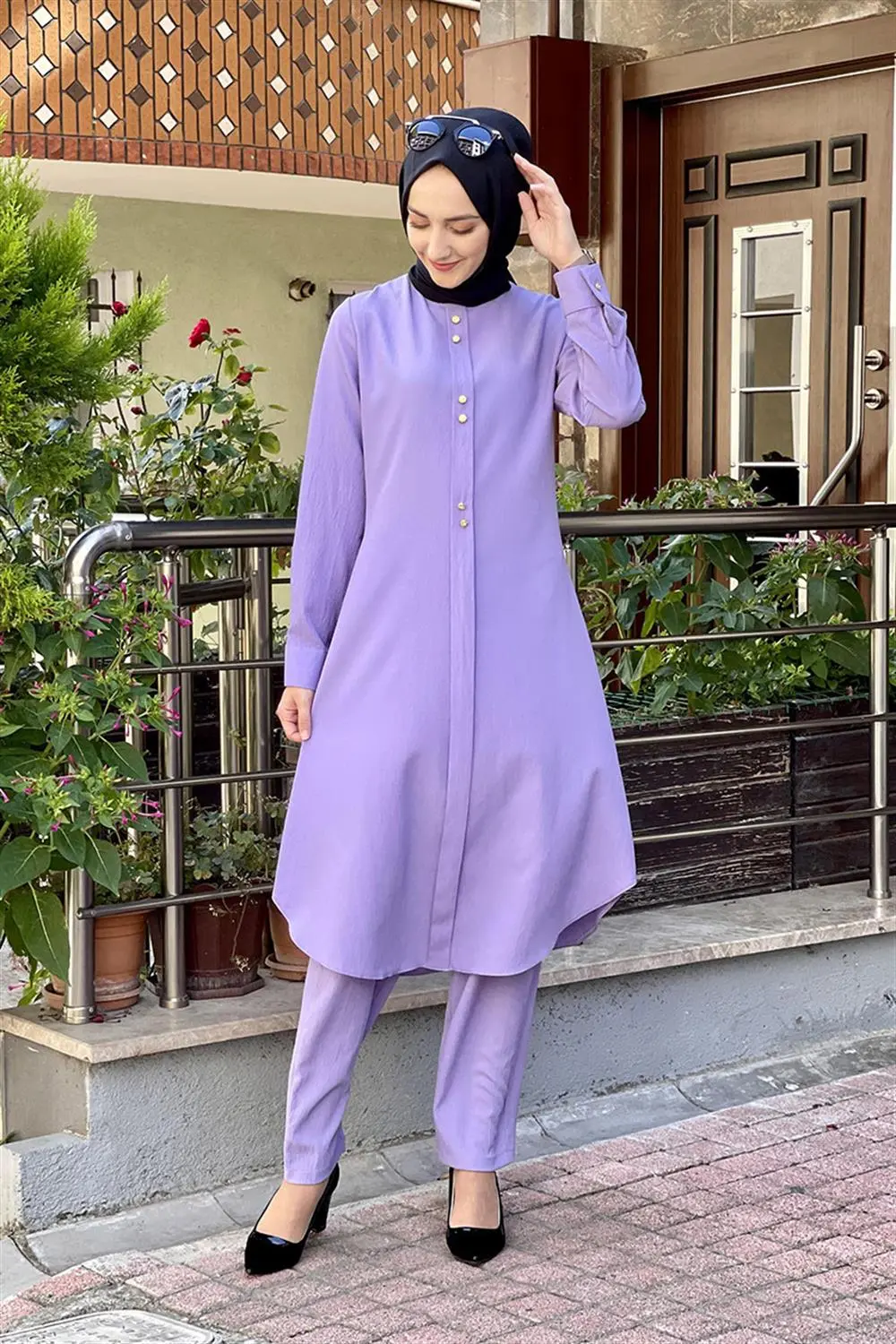 Buttoned Double Suit-detail