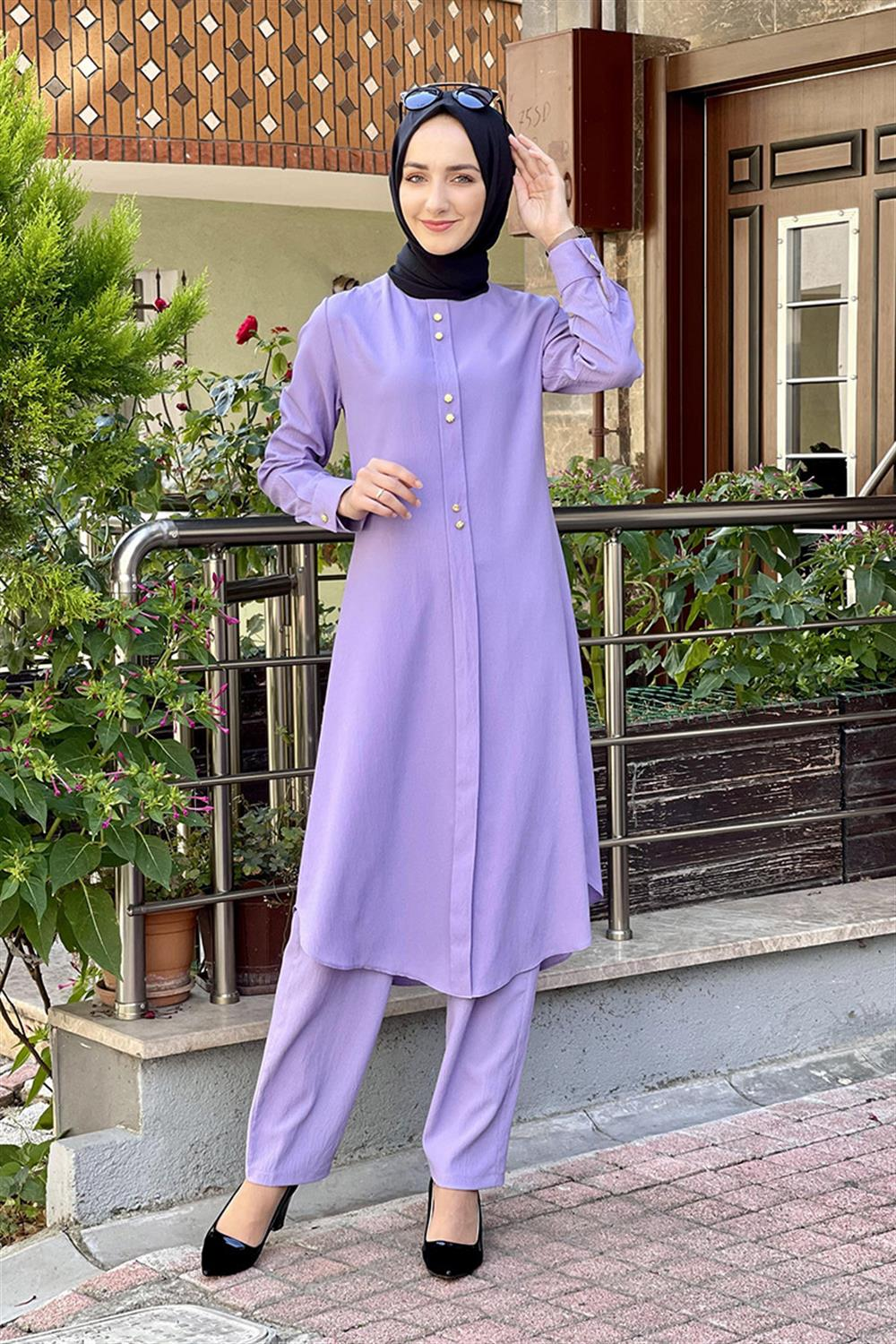 Buttoned Double Suit