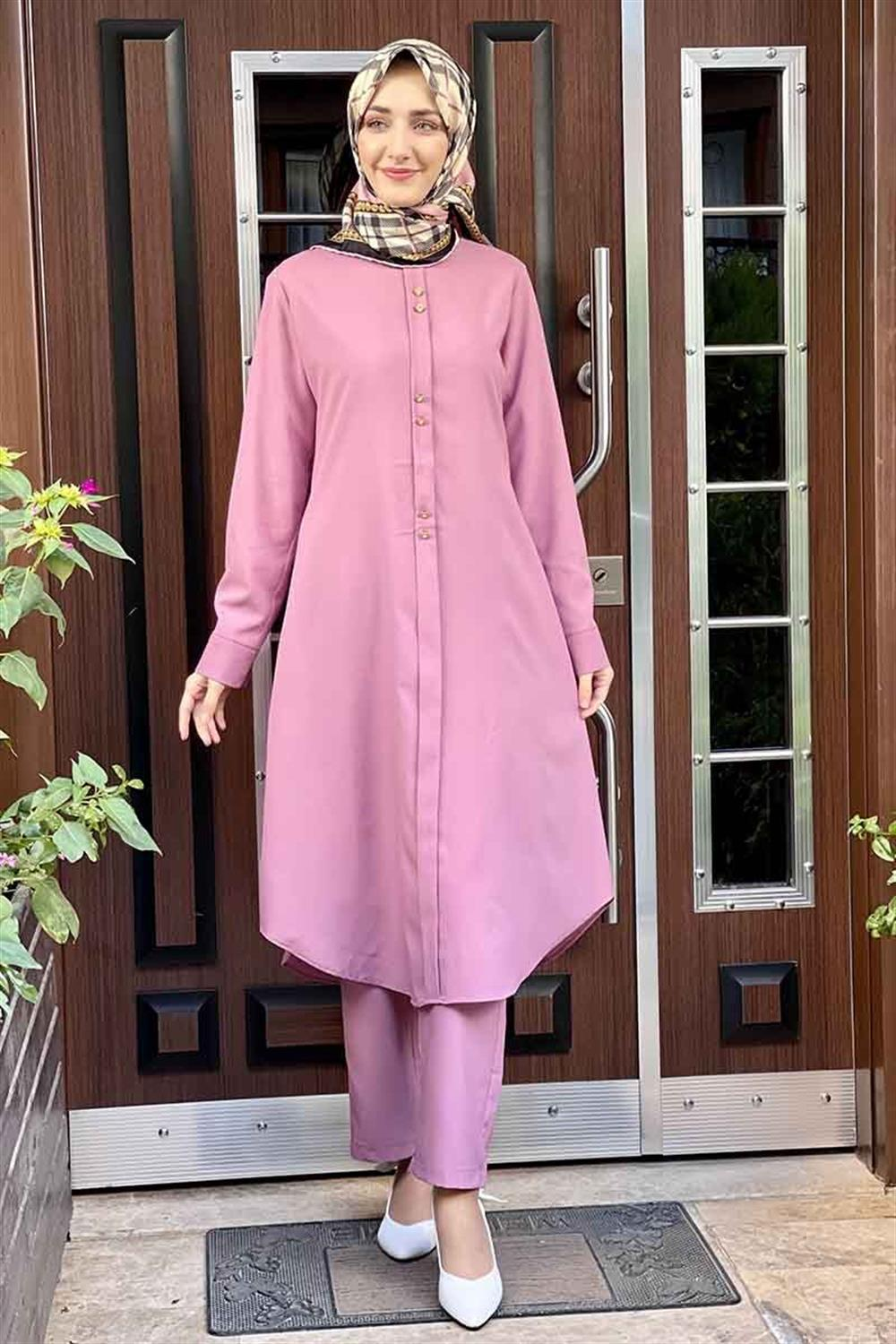 Buttoned Double Suit